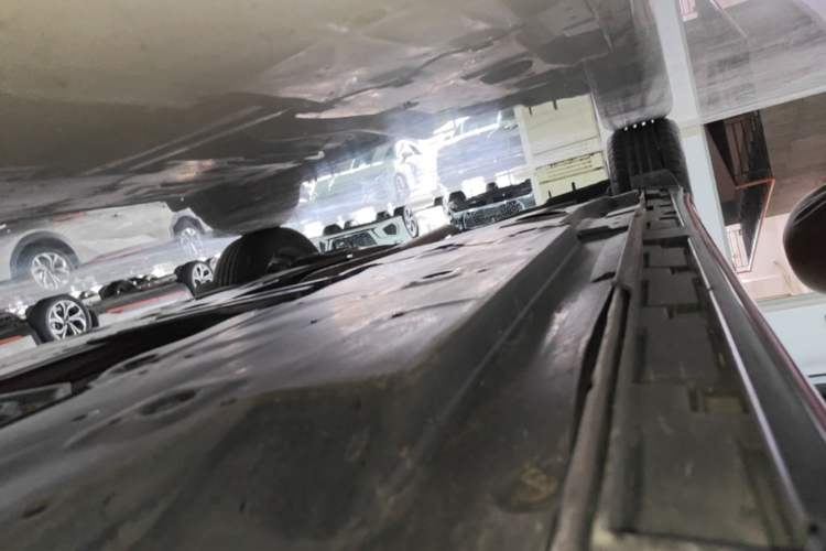 Used Mazda 3 Axela 2016 Sedan 1.5L Automatic Luxury Model Right Side Sill