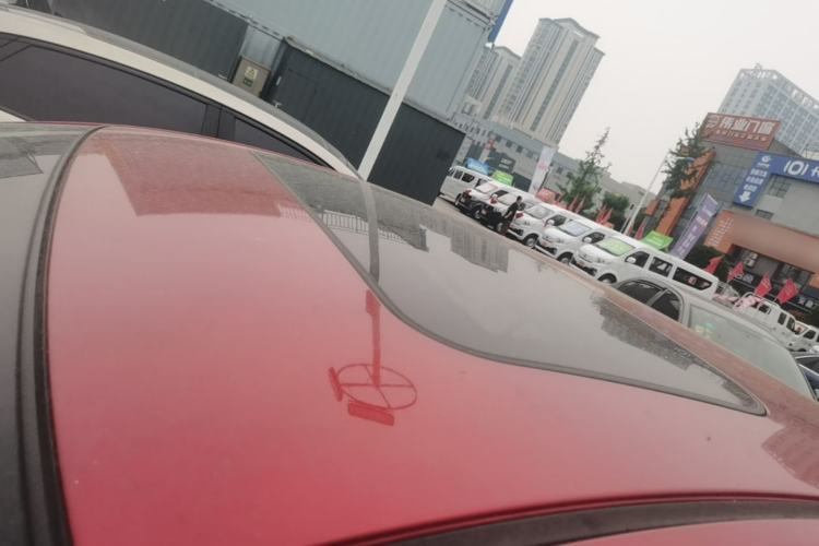 Used Mazda 3 Axela 2016 Sedan 1.5L Automatic Luxury Model Roof