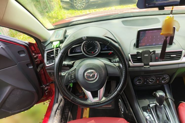 Used Mazda 3 Axela 2016 Sedan 1.5L Automatic Comfort Model Steering Wheel