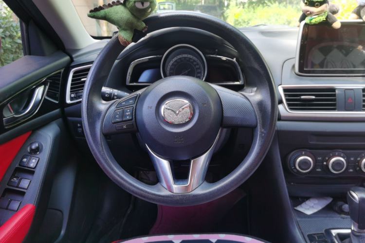 Used Mazda 3 Axela 2016 Sedan 1.5L Automatic Comfort Model Steering Wheel