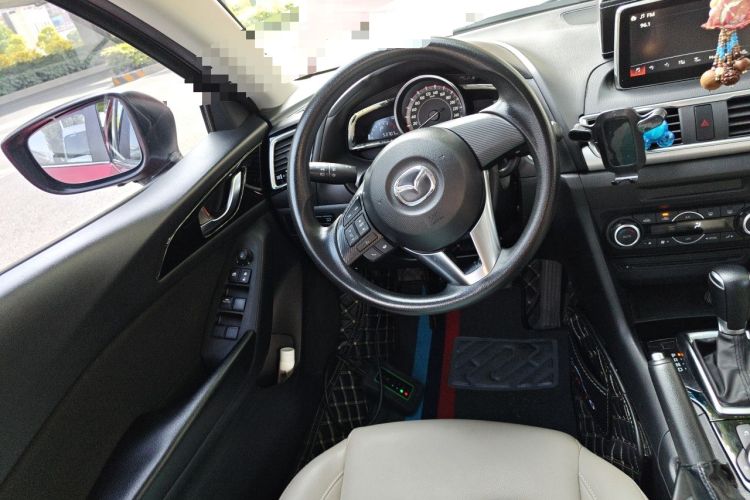 Used Mazda 3 Axela 2016 Sedan 1.5L Automatic Luxury Model Steering Wheel