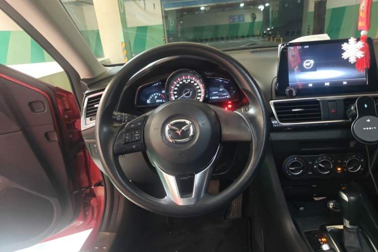 Used Mazda 3 Axela 2016 Hatchback 1.5L Automatic Comfort Model Steering Wheel