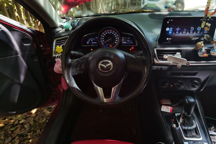 Used Mazda 3 Axela 2016 Sedan 1.5L Automatic Comfort Model Steering Wheel