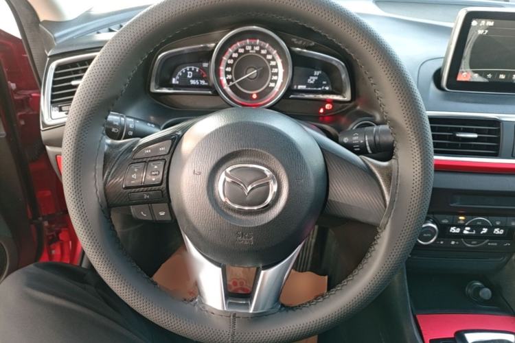 Used Mazda 3 Axela 2016 Sedan 1.5L Automatic Luxury Model Steering Wheel