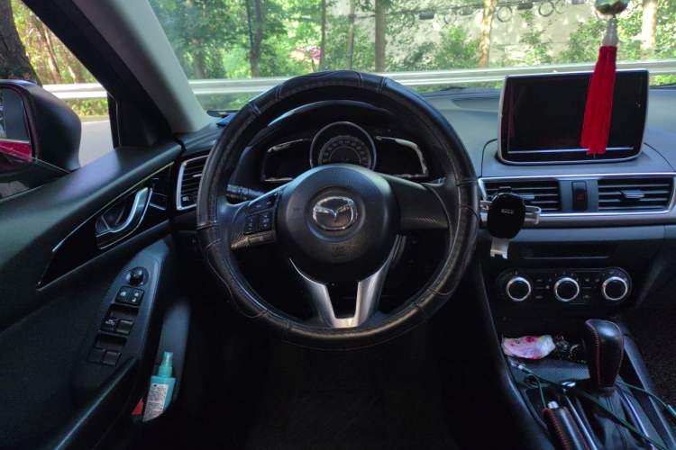 Used Mazda 3 Axela 2016 Sedan 1.5L Automatic Comfort Model Steering Wheel