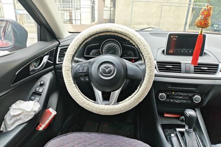 Used Mazda 3 Axela 2016 Sedan 1.5L Automatic Luxury Model Steering Wheel