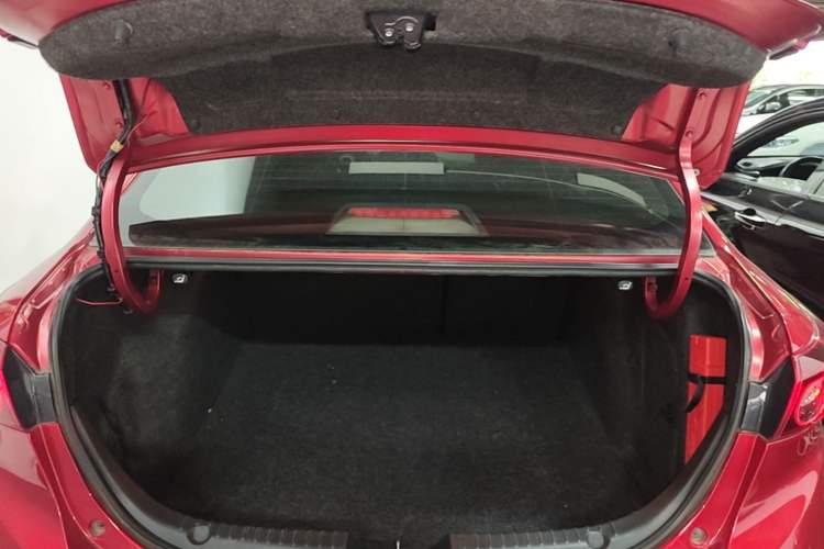 Used Mazda 3 Axela 2016 Sedan 1.5L Automatic Comfort Model Trunk