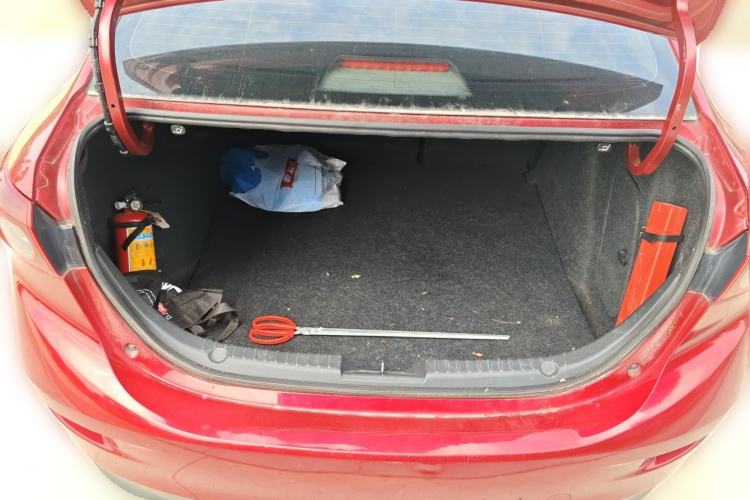 Used Mazda 3 Axela 2016 Sedan 1.5L Automatic Comfort Model Trunk