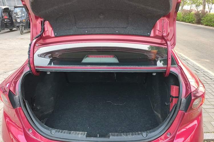 Used Mazda 3 Axela 2016 Sedan 1.5L Automatic Comfort Model Trunk