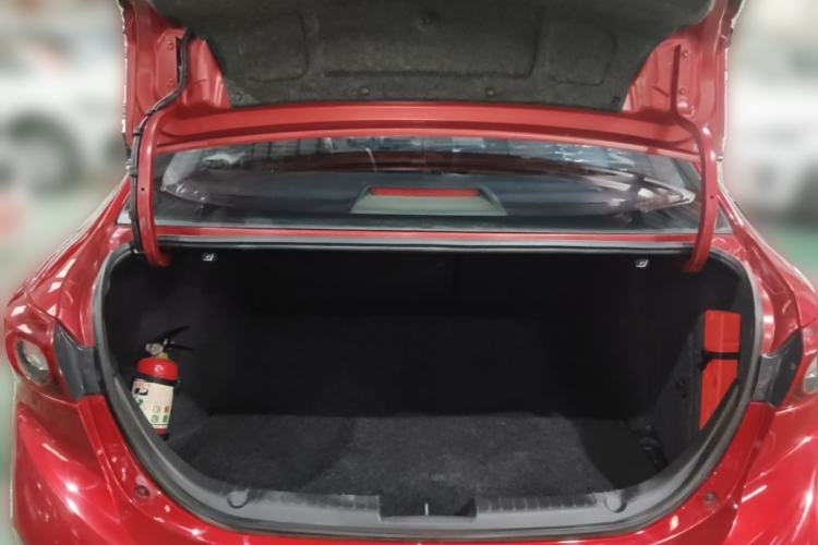 Used Mazda 3 Axela 2016 Sedan 1.5L Automatic Luxury Model Trunk