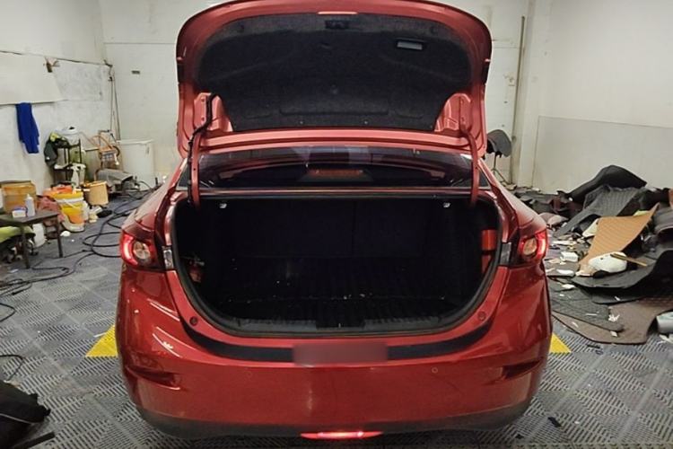 Used Mazda 3 Axela 2016 Sedan 2.0L Automatic Sport Model Trunk
