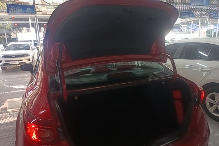 Used Mazda 3 Axela 2016 Sedan 1.5L Automatic Comfort Model Trunk