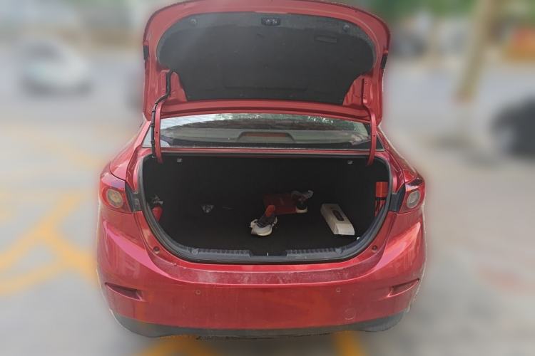 Used Mazda 3 Axela 2016 Sedan 1.5L Automatic Luxury Model Trunk