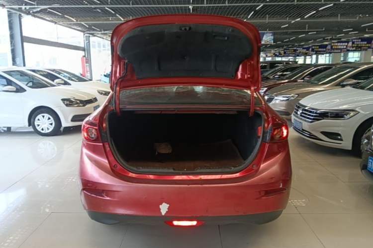 Used Mazda 3 Axela 2016 Sedan 1.5L Automatic Comfort Model Trunk