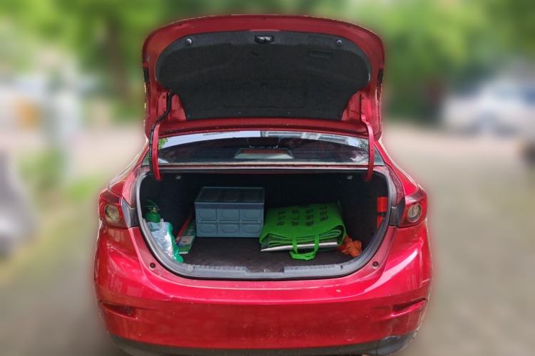 Used Mazda 3 Axela 2016 Sedan 1.5L Automatic Comfort Model Trunk
