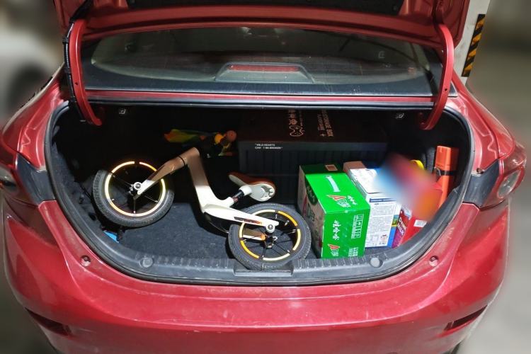Used Mazda 3 Axela 2016 Sedan 1.5L Automatic Comfort Model Trunk