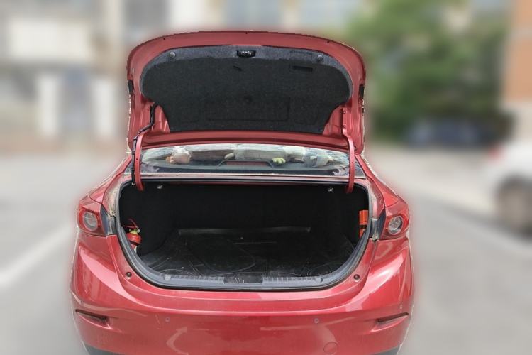 Used Mazda 3 Axela 2016 Sedan 1.5L Automatic Luxury Model Trunk