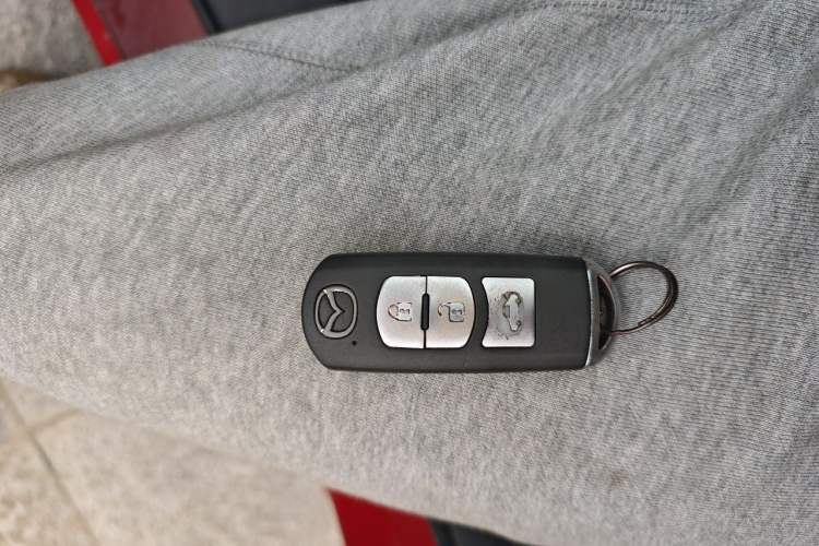 Used Mazda 3 Axela 2016 Sedan 1.5L Automatic Comfort Model Vehicle Key