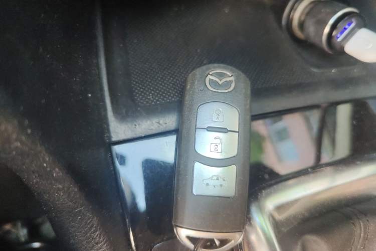 Used Mazda 3 Axela 2016 Sedan 1.5L Automatic Luxury Model Vehicle Key
