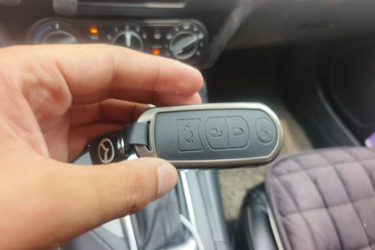 Used Mazda 3 Axela 2016 Sedan 1.5L Automatic Comfort Model Vehicle Key