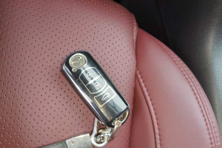 Used Mazda 3 Axela 2016 Sedan 1.5L Automatic Comfort Model Vehicle Key