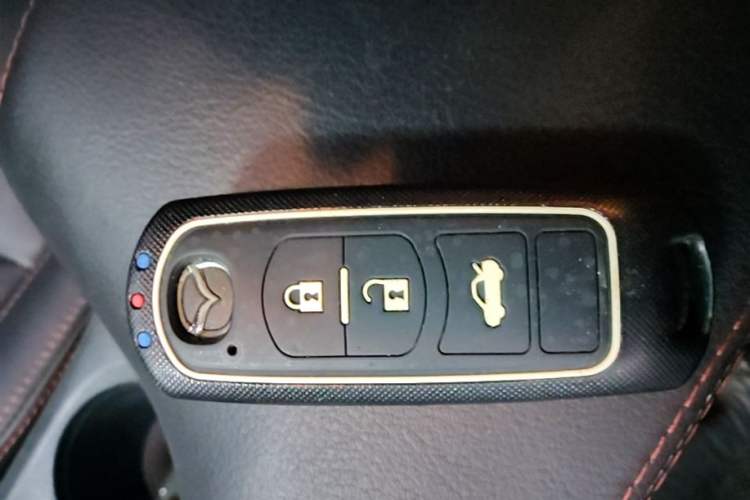 Used Mazda 3 Axela 2016 Sedan 2.0L Automatic Sport Model Vehicle Key