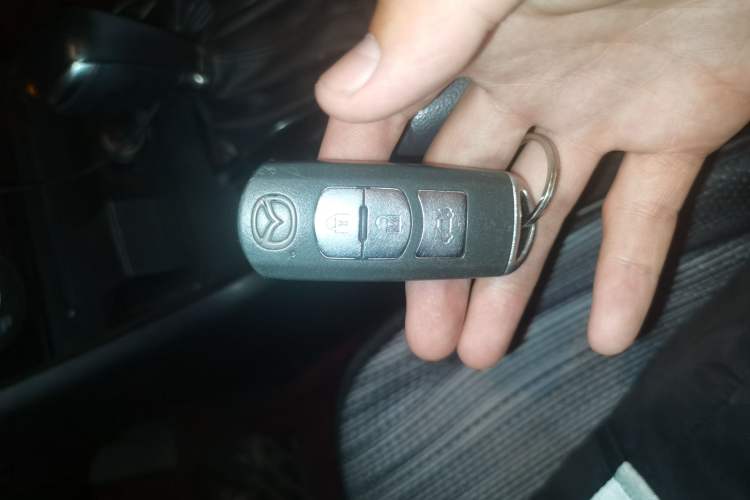 Used Mazda 3 Axela 2016 Sedan 1.5L Automatic Comfort Model Vehicle Key