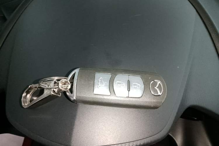 Used Mazda 3 Axela 2016 Sedan 1.5L Automatic Comfort Model Vehicle Key