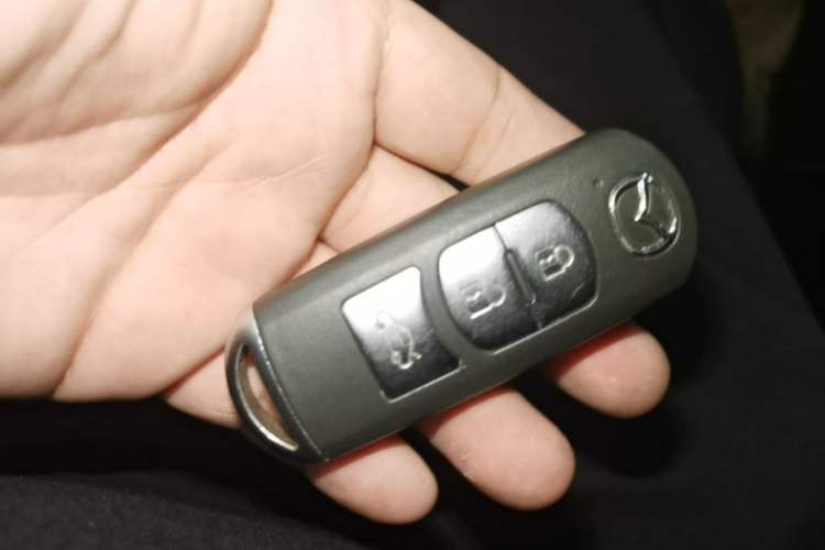 Used Mazda 3 Axela 2016 Sedan 1.5L Automatic Comfort Model Vehicle Key