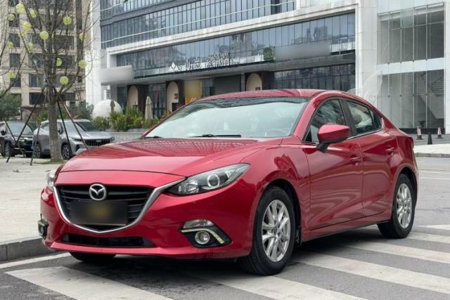 Used Mazda 3 Axela 2016 Sedan 1.5L Automatic Comfort Model