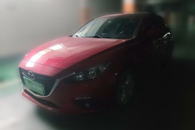 Used Mazda 3 Axela 2016 Hatchback 1.5L Automatic Luxury Model