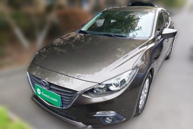 Used Mazda 3 Axela 2016 Sedan 1.5L Automatic Comfort Model