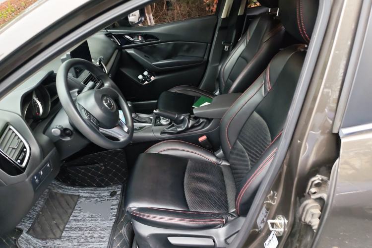 Used Mazda 3 Axela 2016 Sedan 1.5L Automatic Comfort Model Left Front Seat