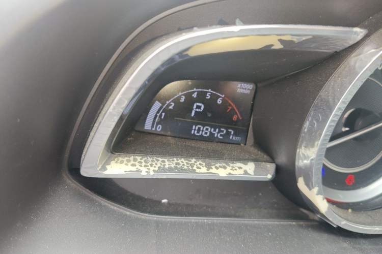 Used Mazda 3 Axela 2016 Sedan 1.5L Automatic Comfort Model Odometer Close Up