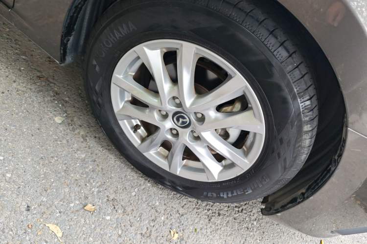 Used Mazda 3 Axela 2016 Sedan 1.5L Automatic Comfort Model Right Front Wheel Hub