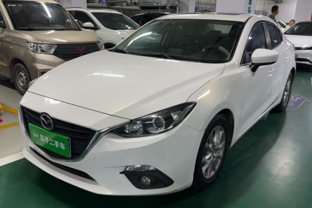 Used Mazda 3 Axela 2016 Sedan 1.5L Automatic Luxury Model