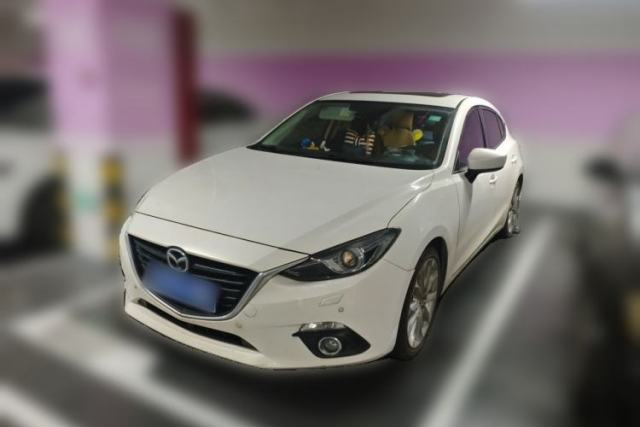 Used Mazda 3 Axela 2016 Hatchback 2.0L Automatic Flagship Model