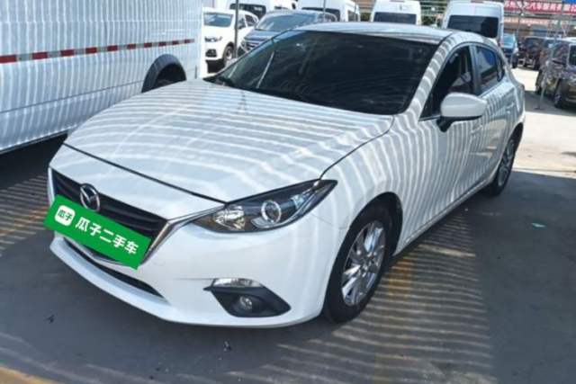 Used Mazda 3 Axela 2016 Hatchback 1.5L Automatic Comfort Model