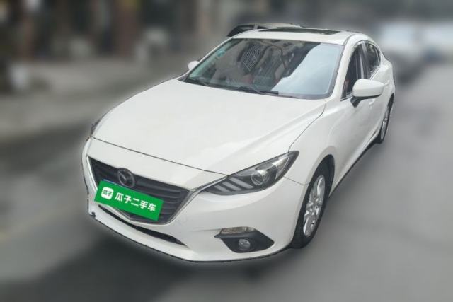 Used Mazda 3 Axela 2016 Sedan 1.5L Automatic Luxury Model