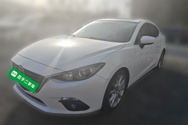 Used Mazda 3 Axela 2016 Sedan 2.0L Automatic Sport Model