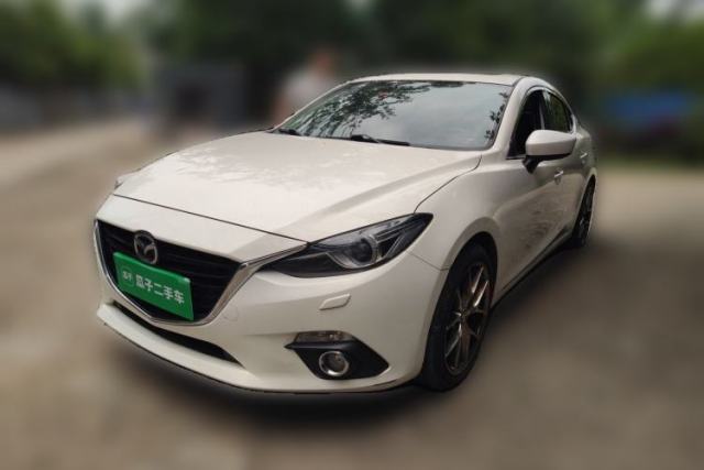 Used Mazda 3 Axela 2016 Sedan 2.0L Automatic Flagship Model