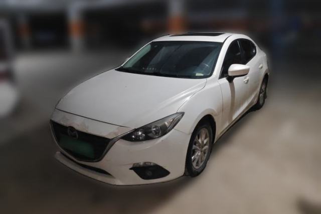 Used Mazda 3 Axela 2016 Sedan 1.5L Automatic Luxury Model