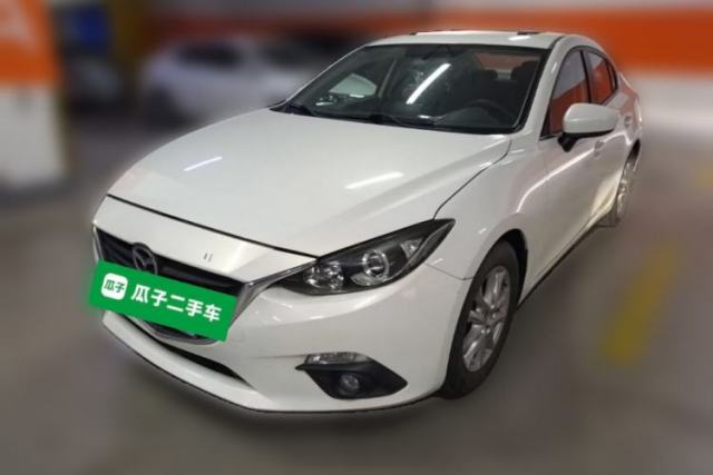 Used Mazda 3 Axela 2016 Sedan 1.5L Automatic Luxury Model