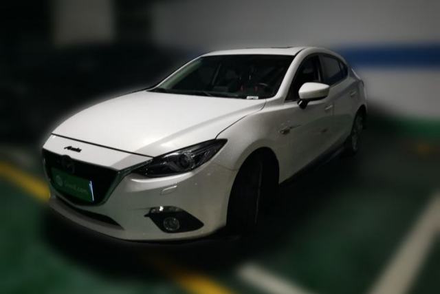 Used Mazda 3 Axela 2016 Hatchback 2.0L Automatic Flagship Model