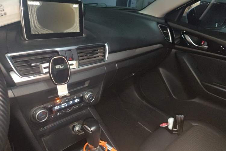 Used Mazda 3 Axela 2016 Sedan 1.5L Automatic Luxury Model Audio And AC Panel