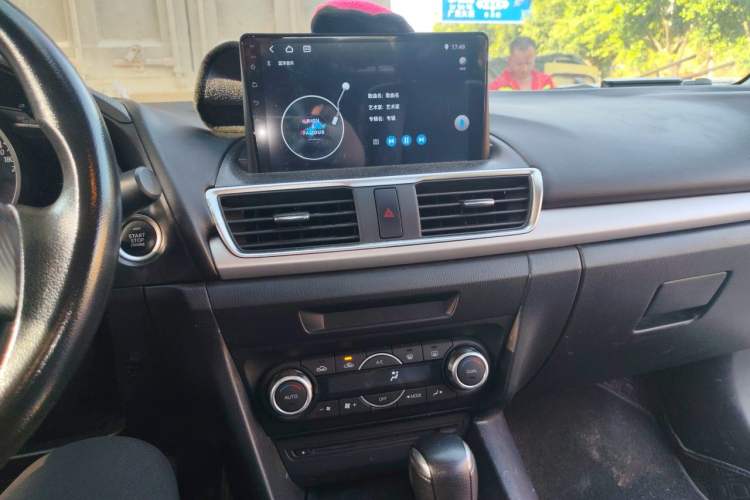 Used Mazda 3 Axela 2016 Sedan 1.5L Automatic Luxury Model Audio And AC Panel