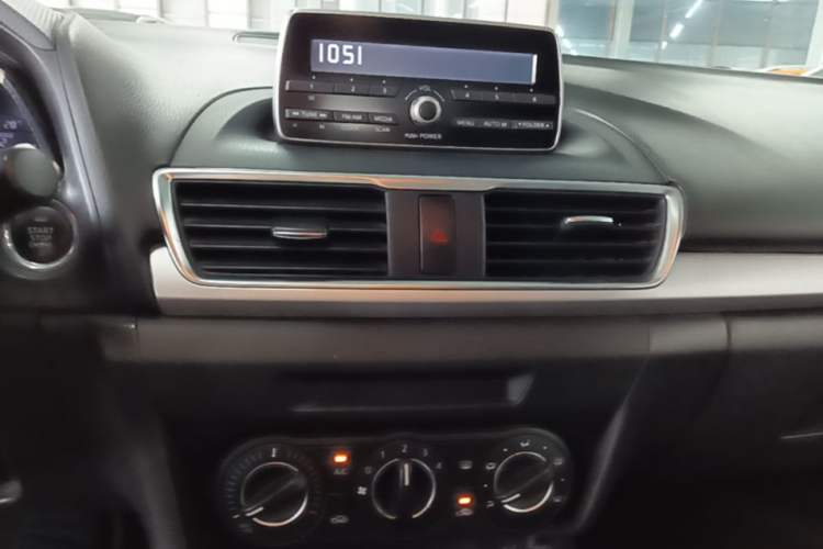 Used Mazda 3 Axela 2016 Sedan 1.5L Automatic Comfort Model Audio And AC Panel