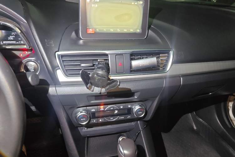 Used Mazda 3 Axela 2016 Sedan 2.0L Automatic Sport Model Audio And AC Panel