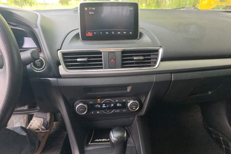 Used Mazda 3 Axela 2016 Sedan 1.5L Automatic Luxury Model Audio And AC Panel
