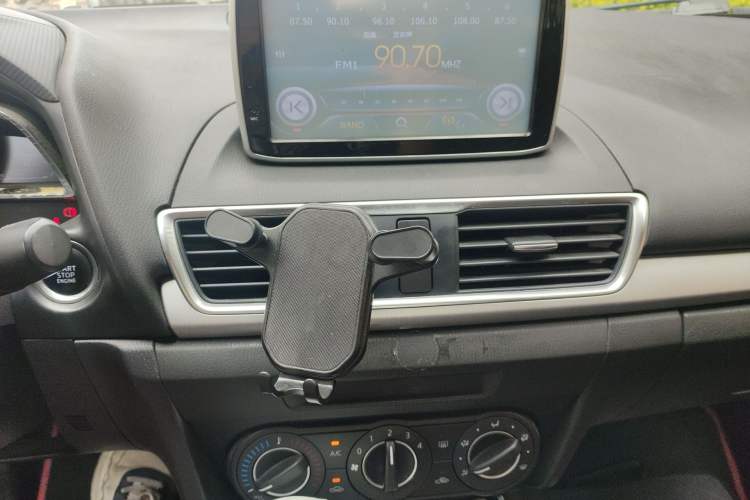 Used Mazda 3 Axela 2016 Sedan 1.5L Automatic Comfort Model Audio And AC Panel